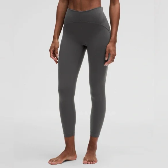 Lululemon InStill High-rise Tight 25” in Graphite Grey - Picture 5 of 5